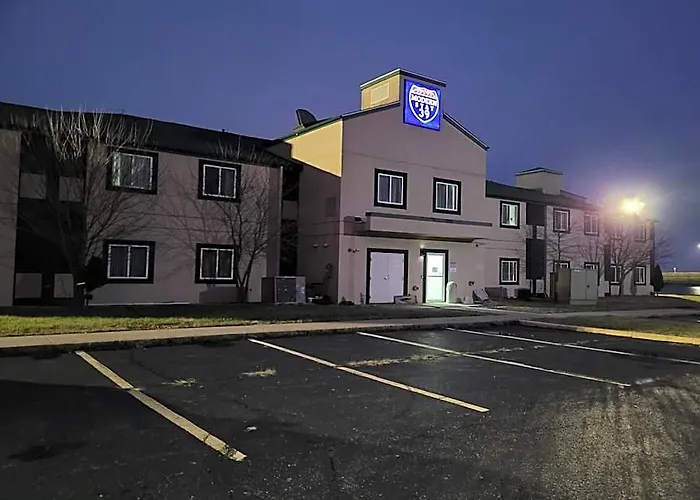 6-minonk, Il Hotel Minonk